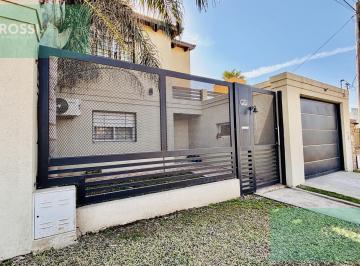 Casa · 158m² · 5 Ambientes · 2 Cocheras · Casa en Alquiler en Pueblo Esther