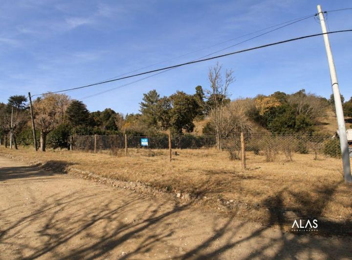Terreno · 2054m²