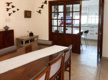 Casa · 170m² · 6 Ambientes · 5 Cocheras · Venta Casa 6 Ambientes Quilmes Oeste
