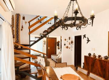 Casa · 170m² · 6 Ambientes · 5 Cocheras · Venta Casa 6 Ambientes Quilmes Oeste