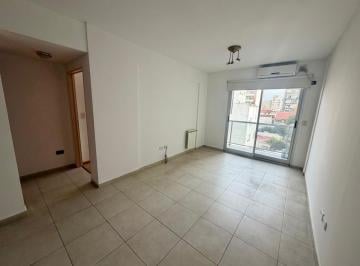 Departamento · 2 Ambientes · Muy Buen Depto de 2 Amb Al Contrafrente con Balcon