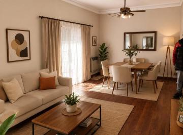 Casa · 140m² · 4 Ambientes · Casa Planta Alta con Terraza