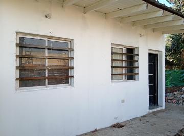 Casa · 18m² · 1 Ambiente - Ricardo Cisneros · Se Vende Casa a 50 m de Colectora, con Escritura, Disponibilidad Inmediata