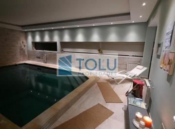 Casa · 550m² · 7 Ambientes · 2 Cocheras · Casa en Venta Dos Plantas Cipolletti 5 Dorm. y 5 Baños - Parilla Quincho y Pileta Manzanar Mil
