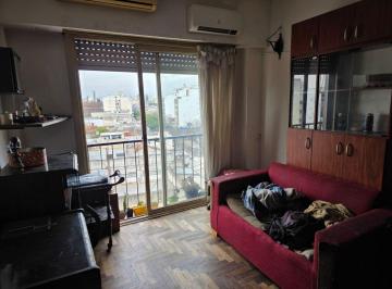 FRC-FRC-8260_2 · Av Juan B Justo 4100 7° Caballito / Paternal 2amb U$59.000