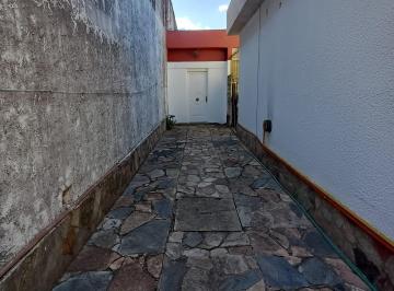 PH · 90m² · 3 Ambientes · 1 Cochera · PH en Ramos Mejia