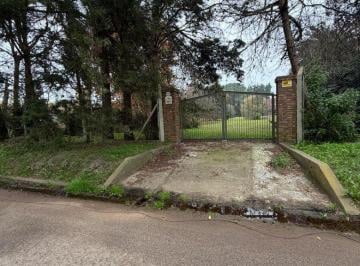 Casa · 228m² · 4 Ambientes · 5 Cocheras · Casa en Barrio Cruz del Sur, Ruta 3 Km 46, Virrey del Pino