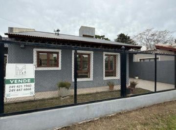 Casa de 4 ambientes, Tandil · Casa de 3 Dorm. en Venta en Solares del Golf