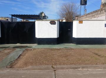 Casa de 4 ambientes, San Lorenzo · Casa Impecable, en San Lorenzo Sta Fe