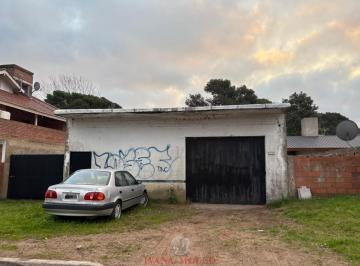 Departamento · 135m² · 2 Ambientes · 6 Cocheras · Galpon a La Venta en Zona Industrial - Pinamar