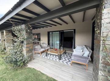 Casa · 483m² · 4 Ambientes · 4 Cocheras · Casa - Venta - 3 Dorm. - Barrio Portal Vistalba - Vistalba - Mendoza