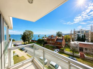 Departamento · 44m² · 3 Ambientes · 1 Cochera · Venta de Apartamento de 1 Dormitorio en Edificio a La Rambla en Colonia del Sacramento