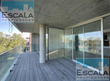 Departamento · 130m² · 4 Ambientes · 1 Cochera · Departamento Piso Exclusivo de 3 Dorm con Cochera Balcon