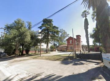 Casa · 700m² · 5 Ambientes · Casona con Renta Terreno Para Desarrollo