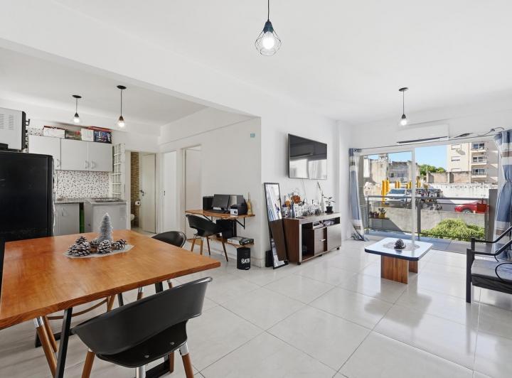 Departamento Venta Floresta 3 Amb Luminoso Cochera