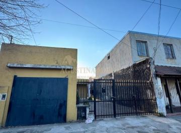Casa · 112m² · 3 Ambientes · 1 Cochera · Venta Casa 3 Ambientes con Local Apto Credito Jose C Paz