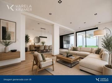 Casa · 328m² · 8 Ambientes · 1 Cochera · Casa en Venta en Martinez