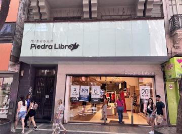 Local comercial · 200ha · Alquiler - Excelente Local Sobre La Peatonal - 200 m² en Dos Plantas