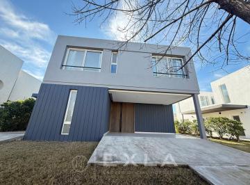 Casa · 220m² · 5 Ambientes · 2 Cocheras · Casa en Venta en Castaños, Nordelta, Tigre