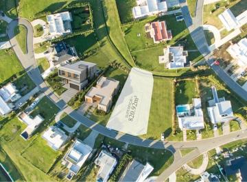 Terreno · 821m² · Venta Lote en Arenas del Sur
