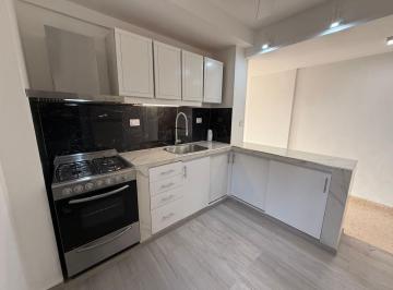 Departamento de 2 ambientes, Esteban Echeverría · Departamento 2 Ambientes con Cochera Cubierta en Venta Apto Credito - Frente a Estacion Monte Grande