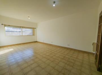 Departamento · 76m² · 3 Ambientes · Oportunidad Departamento 2 Dorm. con Terraza Exclusiva Zona Rio