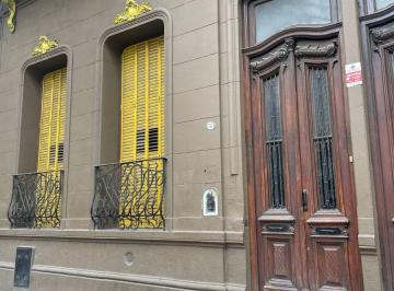 PH de 9 ambientes, San Cristobal · Alquiler PH 9 Ambientes Av Independencia Al 2300 Entrada Independiente