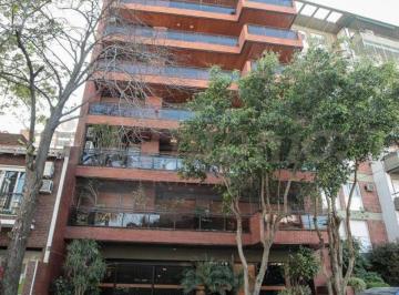 Departamento de 4 ambientes, Coghlan · Excelente Piso con Super Balcón Terraza, Luminoso Gran Recepción, cochera Fija.