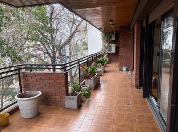 Departamento de 4 ambientes, Coghlan · Excelente Piso con Super Balcón Terraza, Luminoso Gran Recepción, cochera Fija.