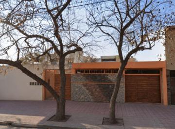 Casa de 5 ambientes, Maipú · Casa en Alquiler Centrica Belgrano 317