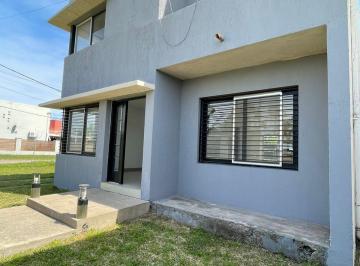 Casa de 2 ambientes, Roldán · Casa en Venta. Excelente Propiedad y Ubicacion