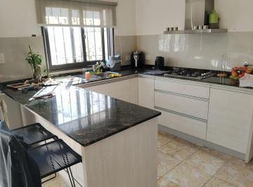 Casa de 7 ambientes, Córdoba · Casa en Venta Barrio Escobar