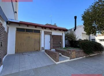 Casa · 150m² · 4 Ambientes · Casa en Venta 3 Dorm con Quincho y Patio San Pablo Cipolletti