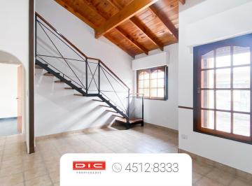 Casa · 70m² · 4 Ambientes · 1 Cochera · Casa en Carapachay