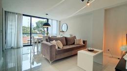 Venta semipiso 3 ambientes a la calle con balcón, y baulera