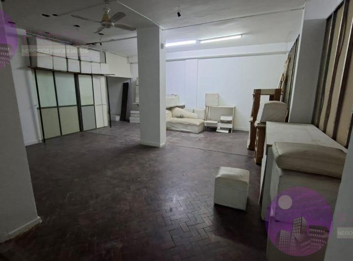 Local en alquiler en Distrito Centro · 4 ambientes