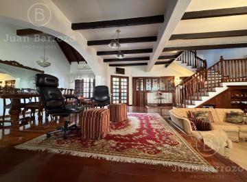 Casa · 544m² · 5 Ambientes · 1 Cochera · Venta Casa en Banfield Oeste