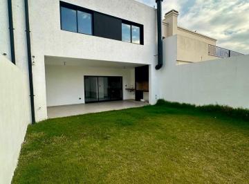Casa · 153m² · 5 Ambientes · 2 Cocheras · Casaventa Duplex 3 Dorm. en Docta Etapa 1