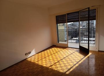 Departamento · 108m² · 4 Ambientes · Departamento de 4 Ambientes con Dependencia y Baulera en Flores