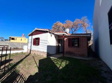 Casa de 4 ambientes, Santa María de Punilla · Casa en Venta, Cuatro Apta Crédito, a Cuatro Cuadras del Centro, S. María de Punilla, 2 Habitaciones
