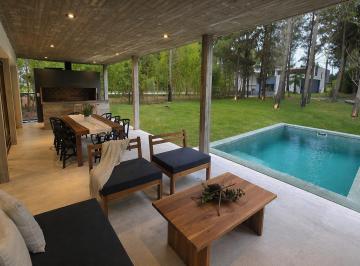 Casa de 5 ambientes, Costa Esmeralda · Casa de Diseño y Calidad Únicos