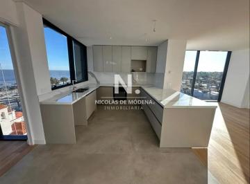 Foto1 · Penthause en Venta de 3 Dorm. Frente a La Rambla Carrasco. Montevideo