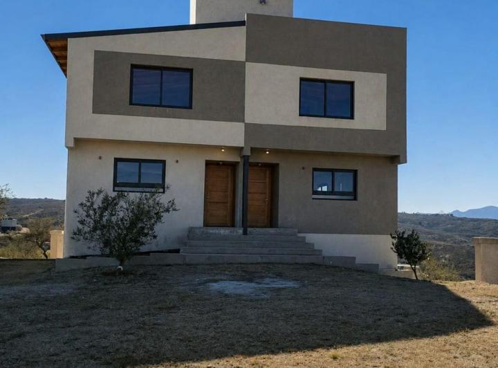 Casa · 470m² · 11 Ambientes · 4 Cocheras