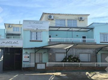 Edificio · 1100m² · 20 Cocheras · Complejo en Venta, con 20 Departamentos Operativos, a 350 m de La Playa. Las Grutas