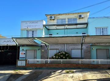 Edificio · 1100m² · 20 Cocheras · Complejo en Venta (O Alquiler), con 20 Departamentos Operativos, a 350 m de La Playa. Las Grutas
