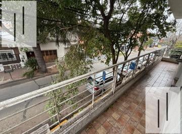Departamento · 60m² · 3 Ambientes · Departamento en Mart. - Santa Fe/fleming Cordoba Al 100 3 Amb