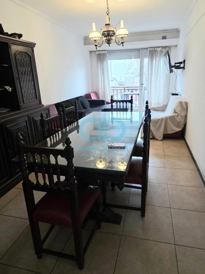 Depto 3 amb, 56m² con balcón y amoblado