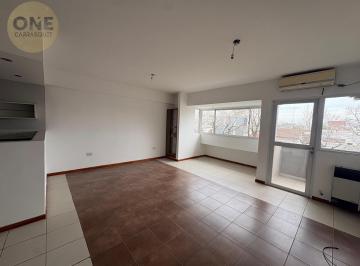 Departamento · 68m² · 3 Ambientes · 1 Cochera · Departamento en La Plata - Calle 19 E/ 47 y 48