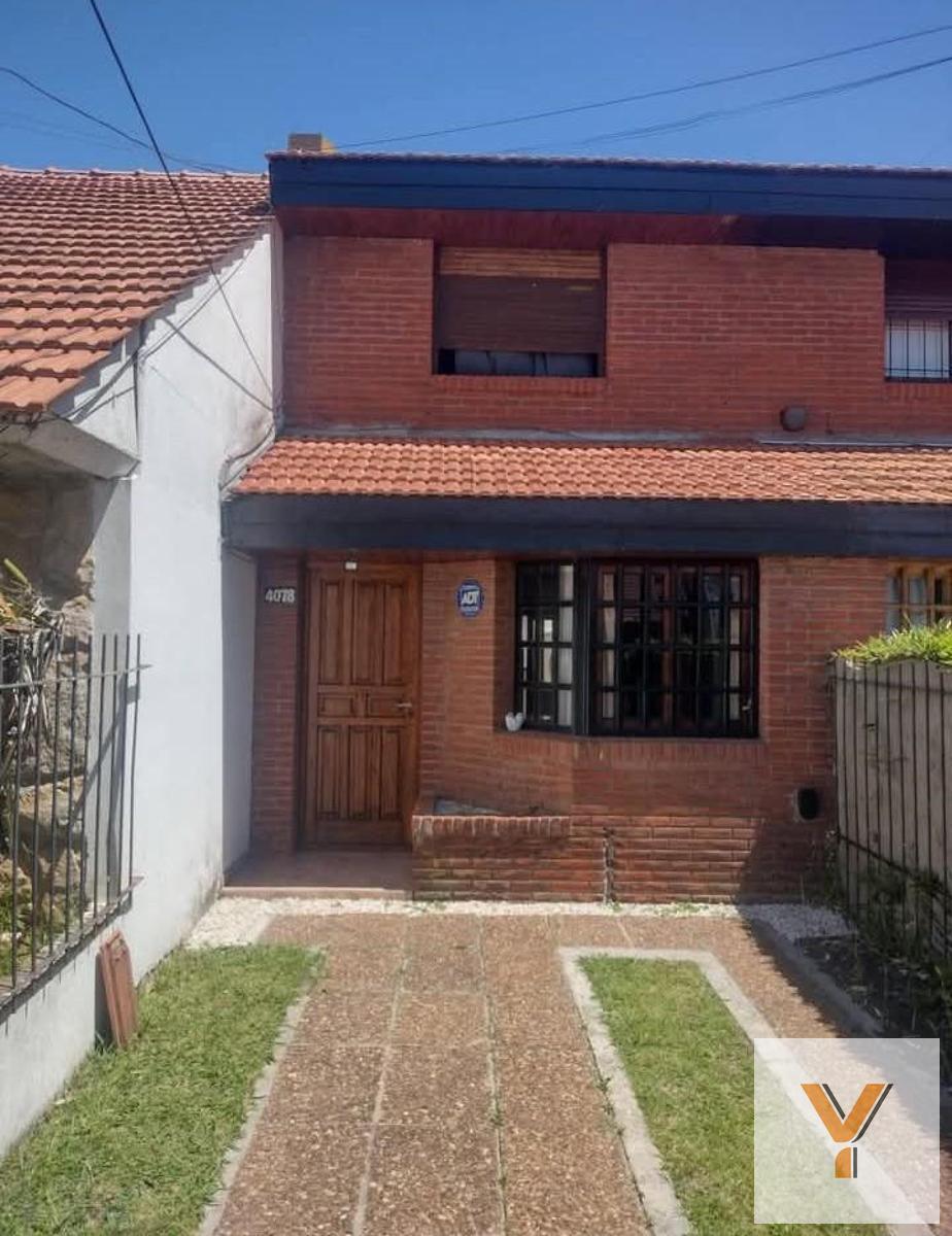PH 2 dorm, 98m² con cochera — Florisbelo Acosta