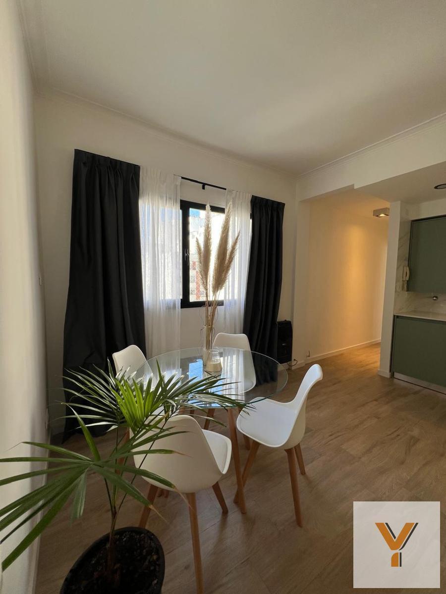 Departamento de 2 Dormitorios 2 Baños en venta sobre calle Bolívar